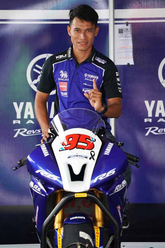 เบิร์ด-ประวัติ ญาณวุฒิ คว้าชัยอันดับที่ 1 รุ่น Professional SS1 ด้วยรถ Yamaha YZF-R6 | MOTOWISH 25