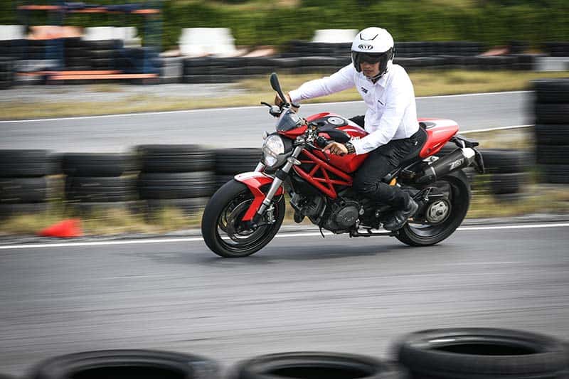 Ducati จับมือ KYT ร่วมรณรงค์ขับขี่ปลอดภัยในหลักสูตร DRE ด้วยหมวกกันน็อคมาตรฐานสนามแข่ง MotoGP | MOTOWISH 2