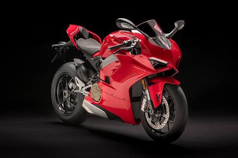 Ducati Panigale V4 เปิดตัวเต็มคัน บิดมันส์เต็มสูบ | MOTOWISH 44