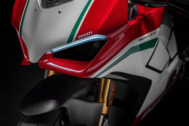 ท็อปสุดในรุ่น 226 แรงม้า “Ducati Panigale V4 Speciale” พกอุปกรณ์มาแน่นเอี้ยด | MOTOWISH 159