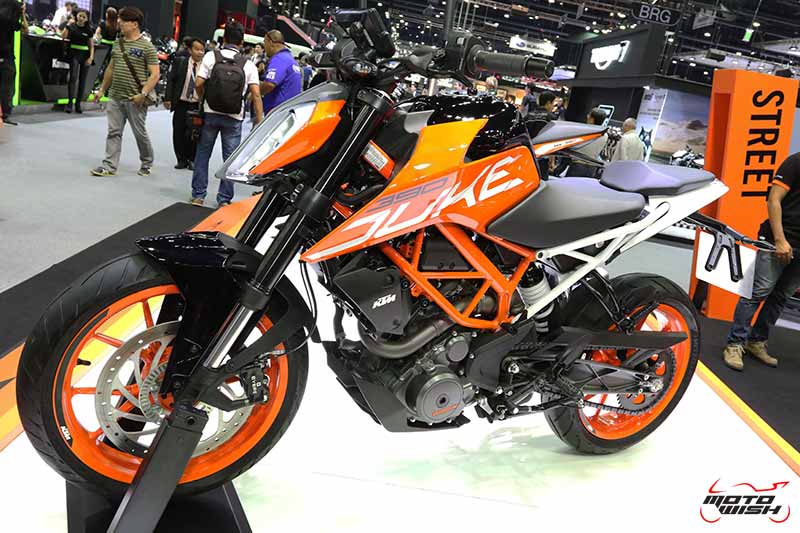 เปิดตัวบิ๊กไบค์สายแข่ง KTM RC 390 พร้อม KTM 390 DUKE อย่างเป็นทางการ (Motor Expo 2017) | MOTOWISH 44