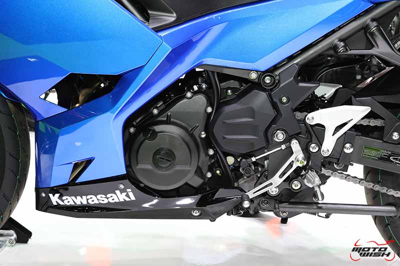 Kawasaki เปิดตัวรถใหม่ 7 รุ่น พร้อมกระหน่ำโปรโมชั่นแรงส่งท้ายปี (Motor Expo 2017) | MOTOWISH 51