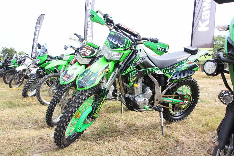 ซัดกันฝุ่นตลบกับการแข่งขัน Kawasaki Enduro 3 Hrs. 2017 สนามสุดท้าย พร้อมผลการแข่งขัน | MOTOWISH 37