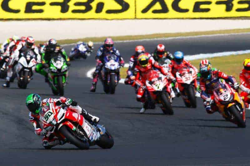 ย้อนหลังการแข่งขัน WorldSBK 2018 สนามที่ 1 Australian Round กติกาใหม่ มันส์กว่าเดิม | MOTOWISH 49