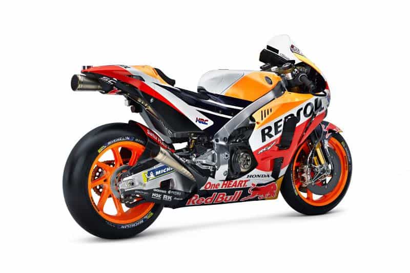 Repsol Honda Team ปล่อยของ เปิดตัว RC213V ดีไซน์ใหม่ พร้อมไล่ล่าคว้าแชมป์ปี 2018 | MOTOWISH 53