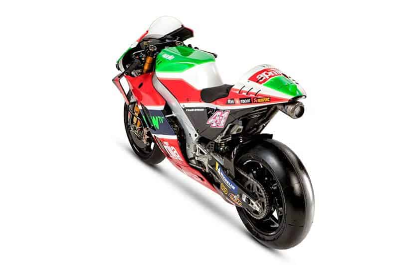 Aprilia เผยโฉมตัวแข่ง RS-GP 2018 สีสันสุดฤทธิ์ พร้อมพิชิต MotoGP | MOTOWISH 53