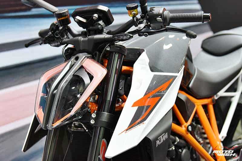 KTM เปิดตัว 1290 SUPER DUKE R 2018 อสูรกายทางเรียบตัวโหด (Motor Show 2018) | MOTOWISH 51