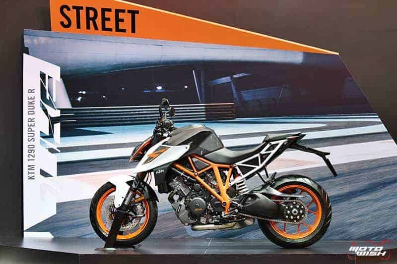 KTM เปิดตัว 1290 SUPER DUKE R 2018 อสูรกายทางเรียบตัวโหด (Motor Show 2018) | MOTOWISH 54