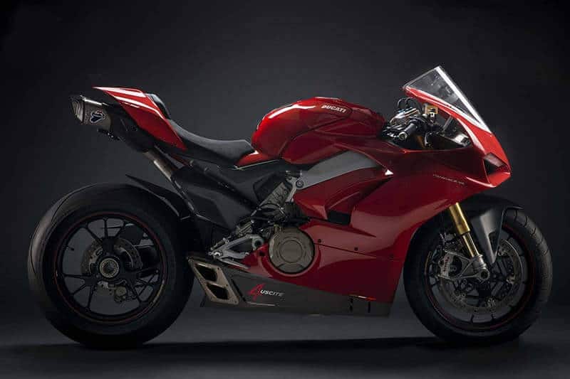 ดูดี มีสไตส์ "Ducati Panigale V4" สวมดีไซน์ท่อ "Termignoni" พร้อมฟังเสียงสุดเร้า | MOTOWISH 50