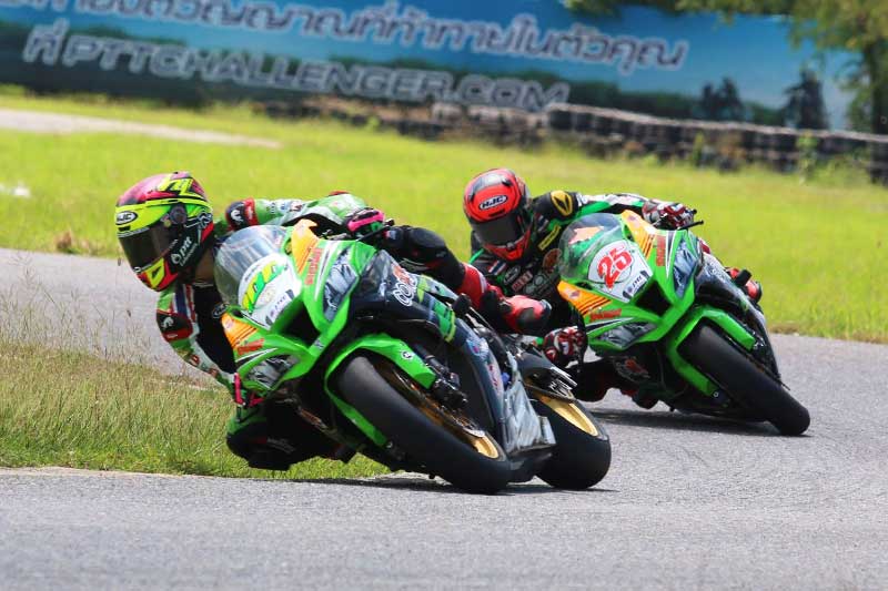 Kawasaki เปิดฉากความมันส์เร้าใจ ในรายการแข่งขันสนามแรกของปี "KRRC 2018" | MOTOWISH 3