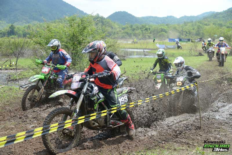 สายฝุ่นเตรียมระเบิดความมันส์กับการแข่งขัน "Kawasaki Enduro 3 Hours" สนามที่ 1 | MOTOWISH 3