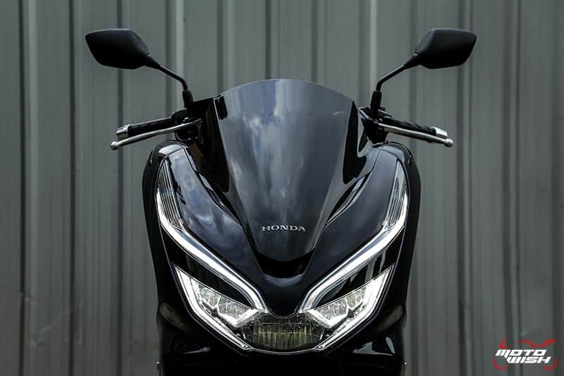 รีวิว Honda PCX Hybrid 2018 เมื่อเสียงหัวใจ...ดังกว่าเสียงเครื่องยนต์ | MOTOWISH 31