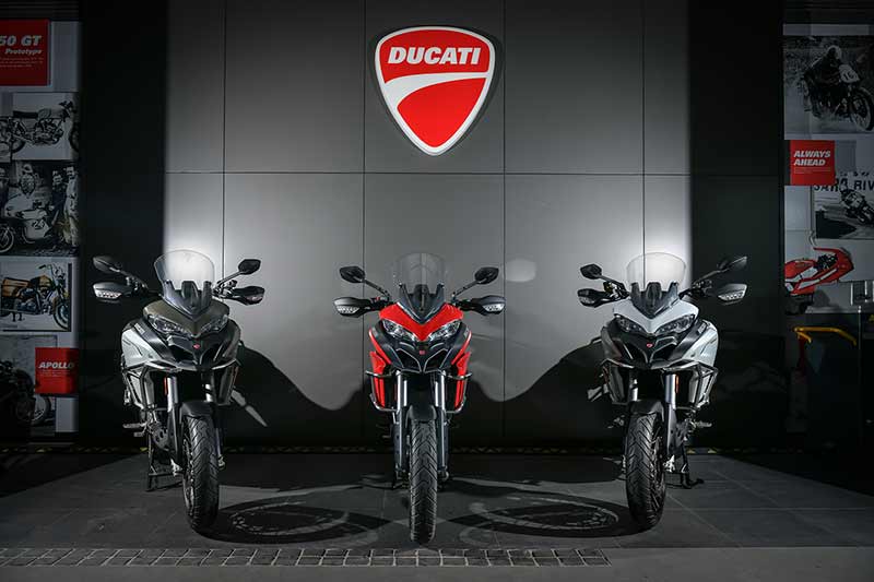 “Ducati Demo Day” รถเดโม่ราคาพิเศษสุดๆ อุปกรณ์ตกแต่ง และเครื่องแต่งกายลดสูงสุด 70% | MOTOWISH 3