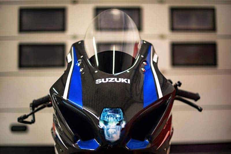 ชมภาพทีเซอร์ Suzuki GSX-R1000 สปอร์ตไบค์พันธุ์ดิบพาร์ทคาร์บอน เตรียมเปิดตัวเร็วๆนี้ | MOTOWISH 2