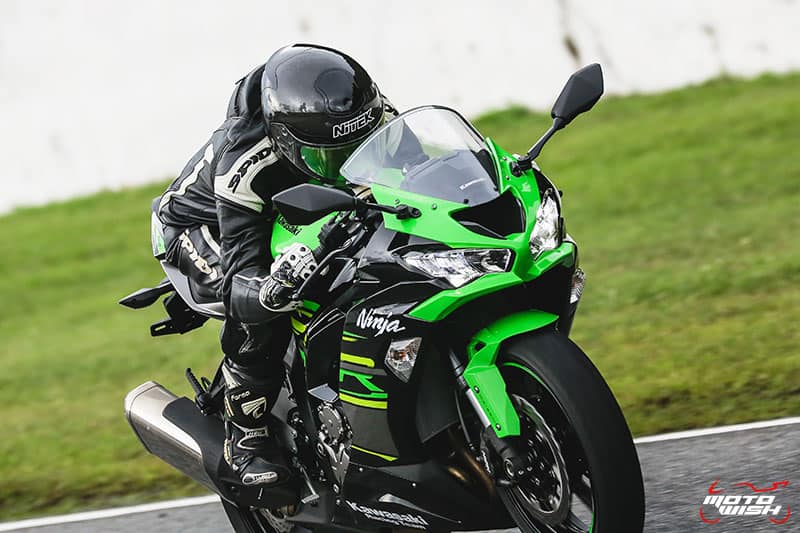 รีวิว Kawasaki Ninja ZX-6R 2019 #DNA จากสนามแข่ง สู่ความเร้าใจบนท้องถนน | MOTOWISH 47