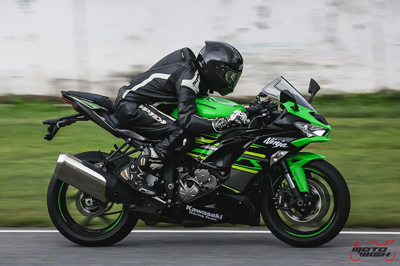 รีวิว Kawasaki Ninja ZX-6R 2019 #DNA จากสนามแข่ง สู่ความเร้าใจบนท้องถนน | MOTOWISH 38