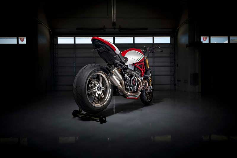 Ducati Monster 1200 Tricolore โดยสำนักแต่ง Motovation | MOTOWISH 18