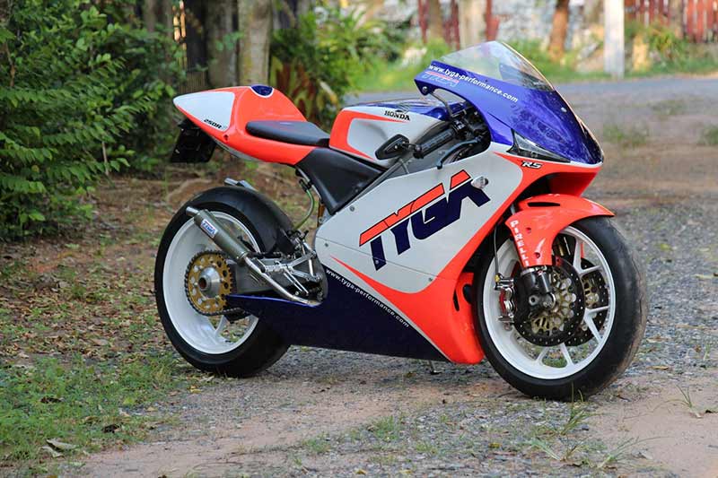 สำนักแต่งไทย TYGA Performance จับ Honda RS250R รถแข่ง World GP แต่งพร้อมใช้ในเวอร์ชั่นถนน | MOTOWISH 3