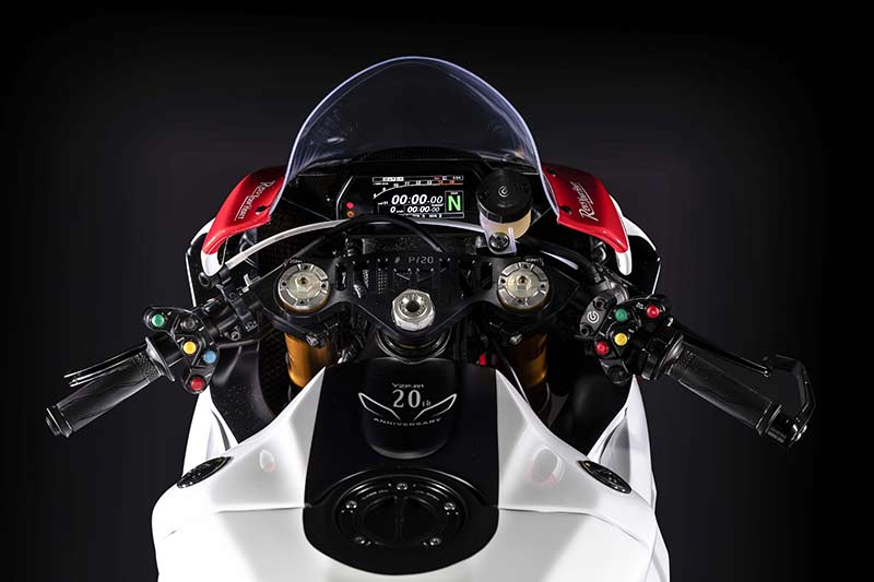 Yamaha YZF-R1 GYTR ฉลองครบรอบ 20 ปี สเป็คตัวแข่ง ชุดแต่งโหดมาตั้งแต่เกิด ผลิต 20 คันในโลก | MOTOWISH 5