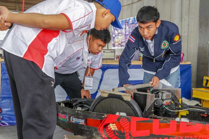น้ำมัน 1 ลิตร วิ่งได้ 3,000 กิโลเมตร กับ "ชัยชนะของเด็กไทย" ในการแข่งขันรถ Honda ECO ประเทศญี่ปุ่น | MOTOWISH 3