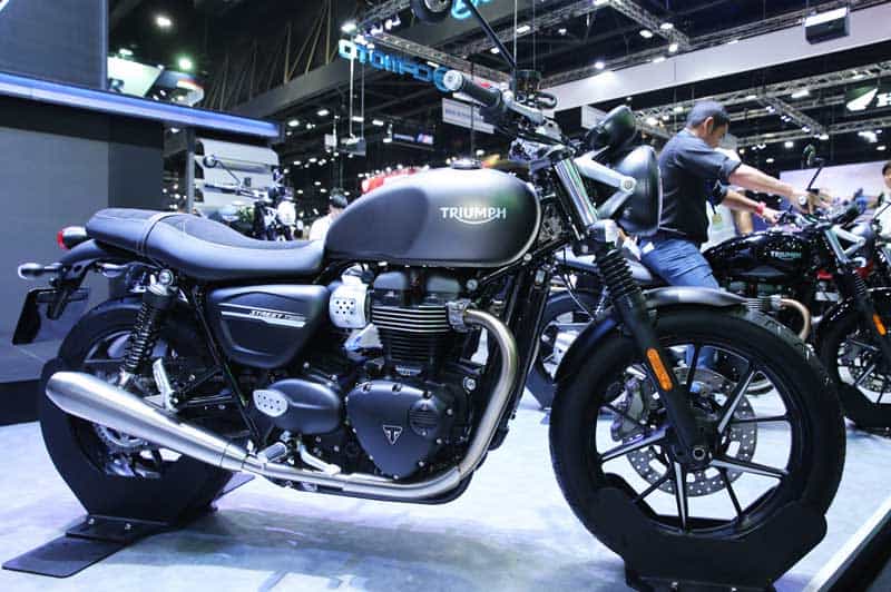 ไทรอัมพ์ เปิดสองคู่หูใหม่ New Street Twin & New Street Scrambler 2019 ในงาน Motor Expo 2018 | MOTOWISH 3