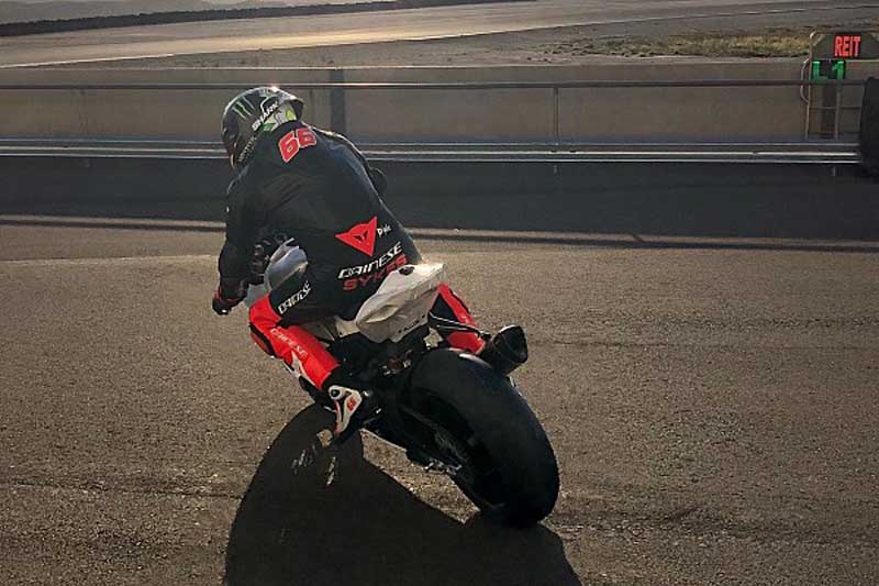 เริ่มขยับแล้ว BMW Motorrad World Superbike ขนฉลามตัวใหม่ S1000RR พร้อม “ทอม ไซคส์” ลงทดสอบก่อนเปิดฤดูกาล | MOTOWISH 1