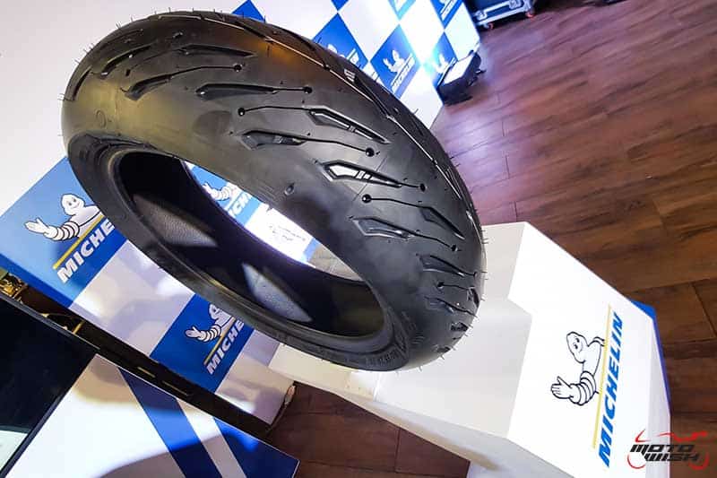 เปิดตัว Michelin Road 5 ยางไฮเพอร์ฟอร์แมนซ์สำหรับรถสปอร์ตทัวริ่ง | MOTOWISH 3