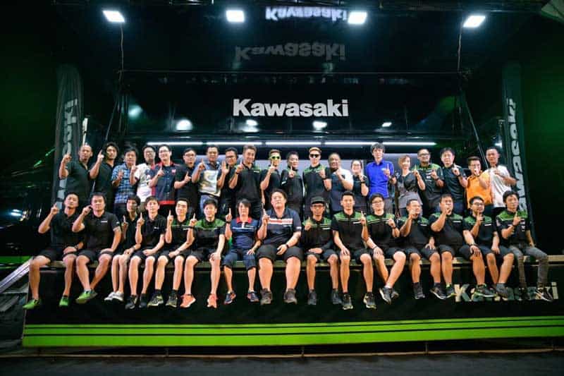 KAWASAKI เปิดตัวทีมแข่งสุดอลัง!! พร้อมดึง “ฟูจิวาระ” นำทัพลุยศึกเอเซียฯเต็มฤดูกาล 2019 | MOTOWISH 4