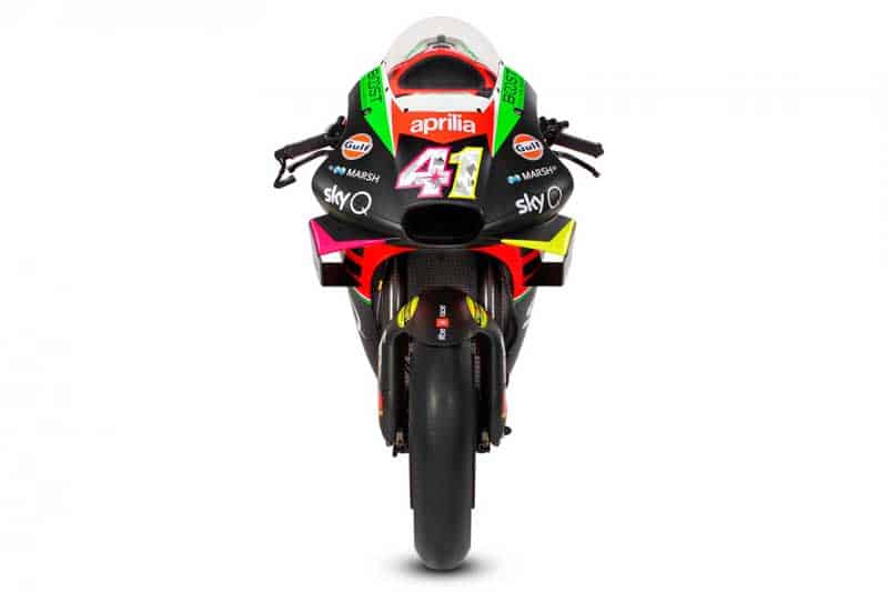 เปิดตัวทีมแข่ง Aprilia พร้อมเผยโฉม RS-GP ลุยศึกจักรยานยนต์ชิงแชมป์โลก ฤดูกาล 2019 | MOTOWISH 8