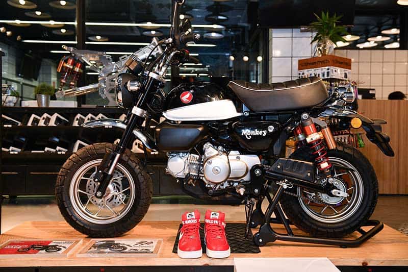 Honda จับมือแบรนด์แต่งรถชื่อดัง เปิดตัว Honda Monkey และ Honda C125 รุ่น Limited Edition | MOTOWISH 5