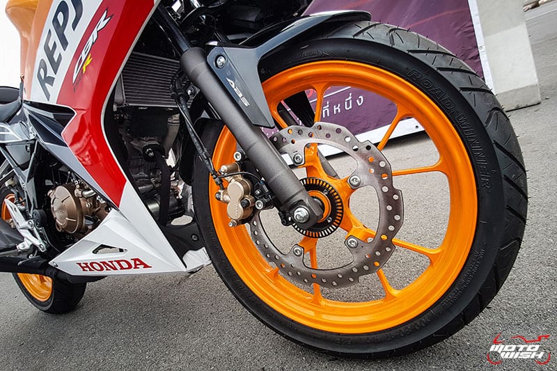 รีวิว Honda All New CBR150R 2019 สวย เฉียบ เฟี้ยว โช้คปรับได้ จะเอาไรอีกละ!! | MOTOWISH 36