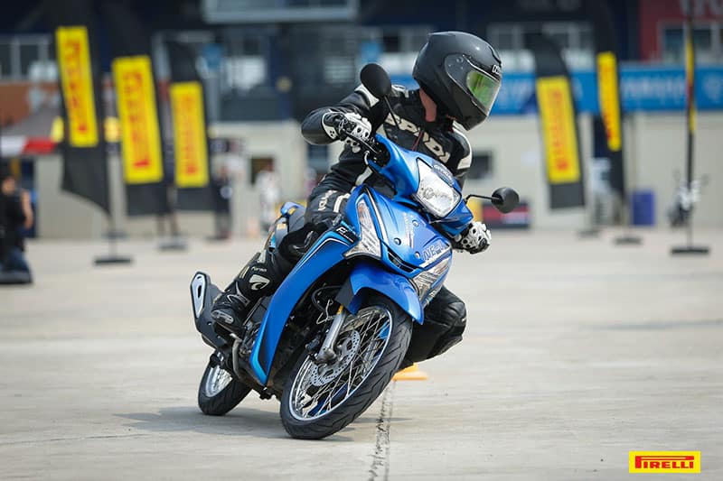 รีวิวยาง Pirelli Diablo Rosso Sport ถอดเทคโนโลยีความสุดจาก SUPERCORSA | MOTOWISH 3