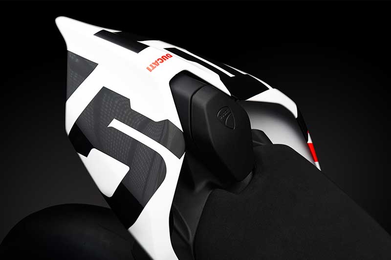 เผยโฉมซุปเปอร์เน็คเก็ตพันธุ์โหด Ducati Streetfighter V4 Prototype | MOTOWISH 2