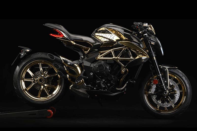 หนึ่งเดียวในโลก MV Agusta Dragster 800 RC “Shining Gold” 001/001 สว่างจ้า ออร่ามาเต็ม | MOTOWISH 2