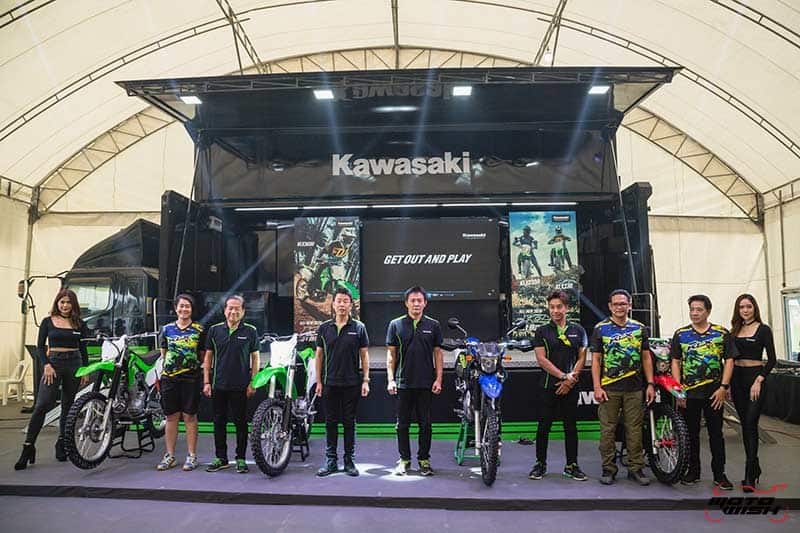 รีวิว Kawasaki KLX เปิดโหมดโดด ทดสอบโหดครบ 4 รุ่น (KLX230, KLX230ABS SE, KLX230R, KLX300R) | MOTOWISH 12