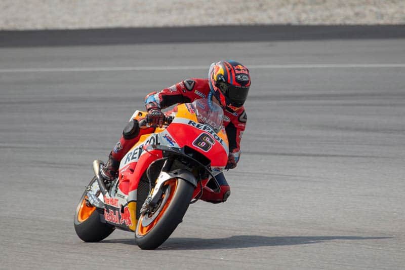 "Honda" ดึงตัวนักบิดเจ้าถิ่น “สเตฟาน แบรดเดิล” ลงแข่งแทน “ลอเรนโซ่” ใน MotoGP สนามซัคเซนริง | MOTOWISH 2