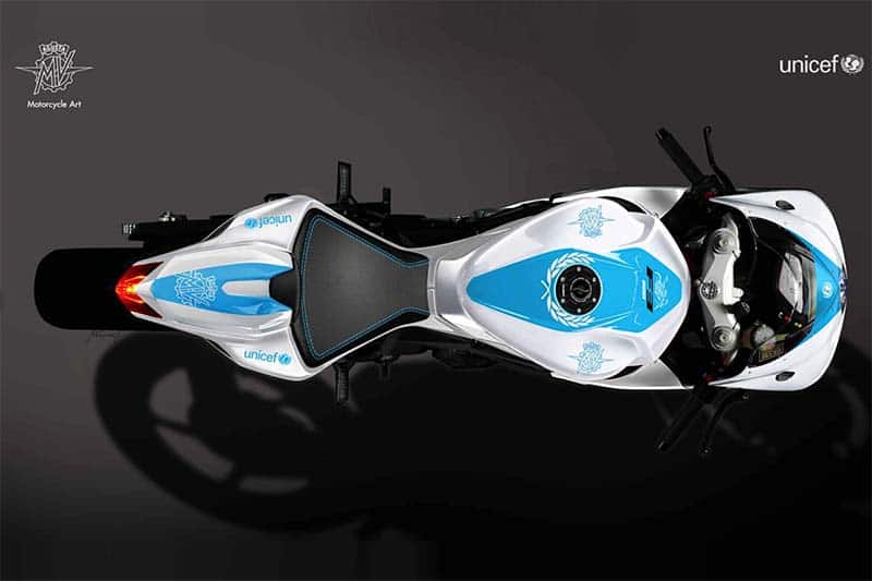 MV Agusta F3 800 Unicef Edition ลิมิเต็ดคันเดียวในโลก เพื่อช่วยเหลือองค์กรสำหรับเด็ก | MOTOWISH 2