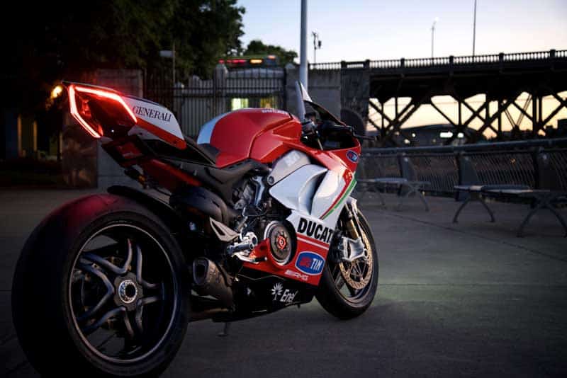 ประมูลรถ Ducati Panigale V4 "Nicky Hayden Tribute" เข้ามูลนิธิ "นิกกี้ เฮย์เดน" ช่วยเหลือเด็กยากไร้ | MOTOWISH 2
