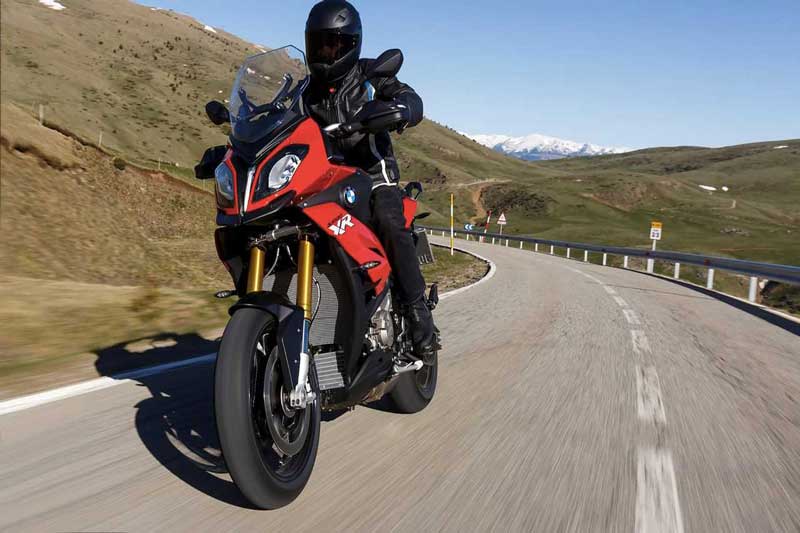 ยืนยัน BMW S1000XR ได้รับการปรับปรุงเครื่องยนต์ใหม่สำหรับปี 2020 | MOTOWISH 2