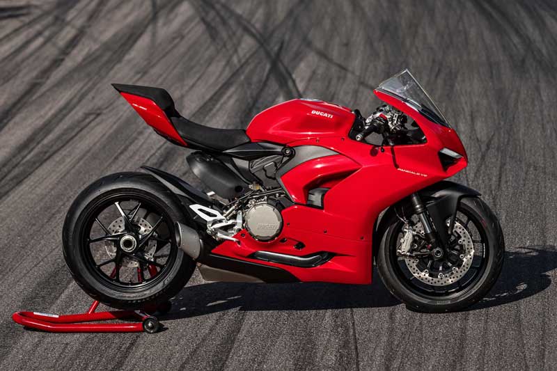 Ducati เปิดตัว "Panigale V2 2020" ถอดแบบความเท่ ตามรุ่นพี่ V4 | MOTOWISH 1