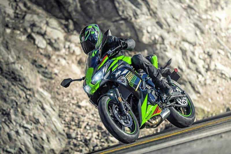 เปิดตัวก่อนไม่รอแล้วนะ !! Kawasaki Ninja 650 ปี 2020 ปรับโฉมใหม่ไฉไลกว่าเดิม | MOTOWISH 4