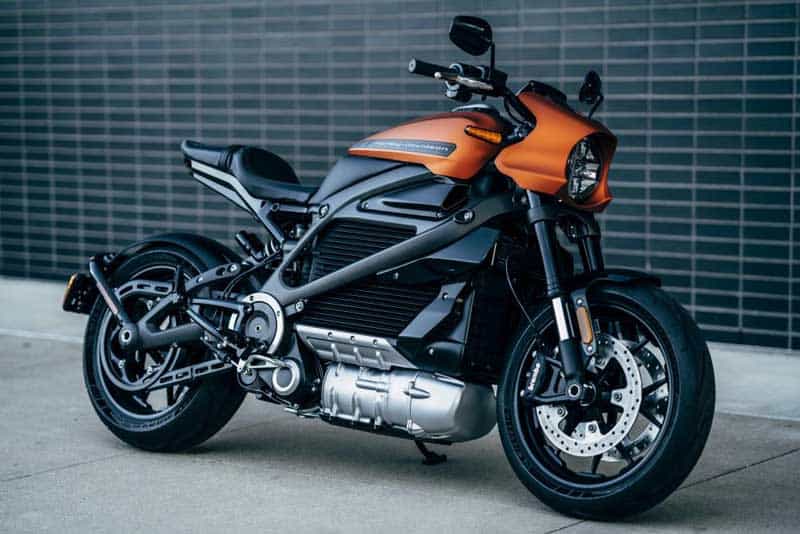 งานงอก Harley Davidson หยุดผลิตรถจักรยานยนต์ไฟฟ้า รุ่น "LiveWire" หลังพบปัญหาสำคัญ | MOTOWISH 2