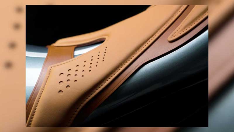 Aston Martin จับมือ Brough Superior เปิดตัวรถรุ่น “AMB 001” ประกอบมือ มีเพียง 100 คันในโลก | MOTOWISH 2