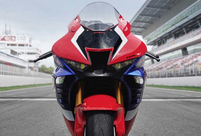 หรือนกดำจะกลับมาอีกครั้ง!! เปิดภาพแฟริ่งพร้อมปีก 8 ชิ้น Honda Super Blackbird CBR1100XX | MOTOWISH 4