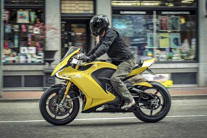 เปิดตัว Damon Hypersport Pro สุดยอดรถสปอร์ตไบค์ไฟฟ้า ขุมพลัง 200 แรงม้า แรงไร้ที่ติ | MOTOWISH 2