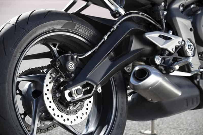 Triumph เปิดตัว New Street Triple S 2020 เครื่องยนต์ 660 ซีซี มาตรฐานยูโร 5 | MOTOWISH 1