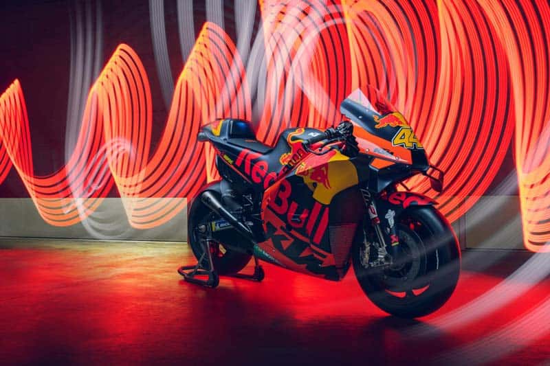 KTM และ Tech 3 เปิดตัวทีมแข่งโมโตจีพี ฤดูกาล 2020 เรียบง่ายผ่านโซเชียลมีเดีย | MOTOWISH 1