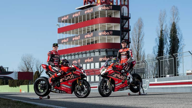 ARUBA.IT Ducati เปิดตัวทีมแข่ง WorldSBK 2020 พร้อมตัวแข่ง V4R มาเพื่อแก้แค้น | MOTOWISH 5