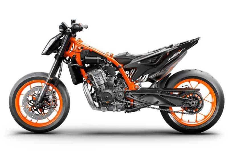 รวมสิ่งที่ต้องรู้เกี่ยวกับ KTM 890 Duke R 2020