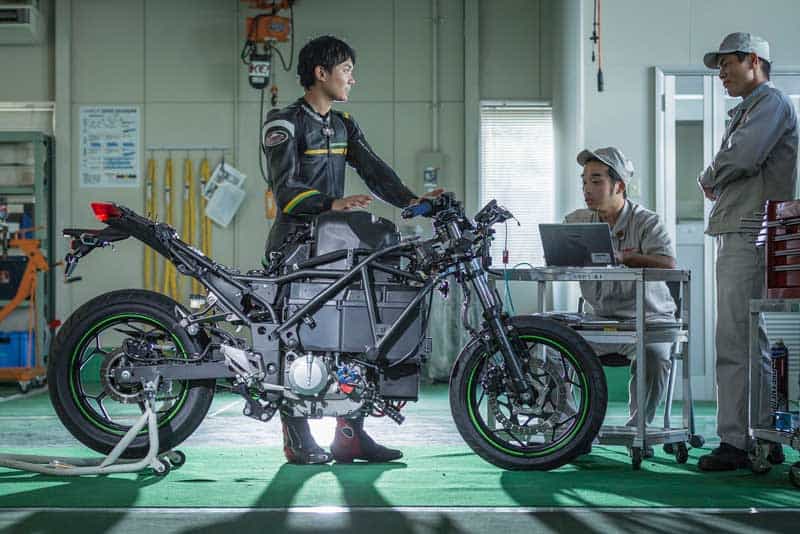 kawasaki-electric-bike-endeavor-2